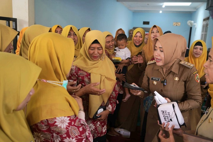 Program 'Gerakan Pola Asuh Orang Tua Cegah Stunting Anak Balita (Gelora Cinta) dan Pusat Pelayanan Keluarga Sejahtera
