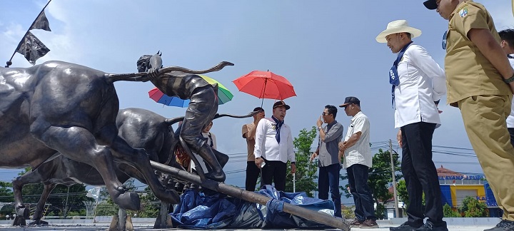 Bupati H.Slamet Junaidi tinjau mega proyek Alun-Alun Trunojoyo