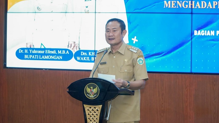 Bupati Lamongan, H. Yuhronur Efendi saat membuka HLM di ruang Command Center Pemkab Lt.3. SP/MUHAJIRIN