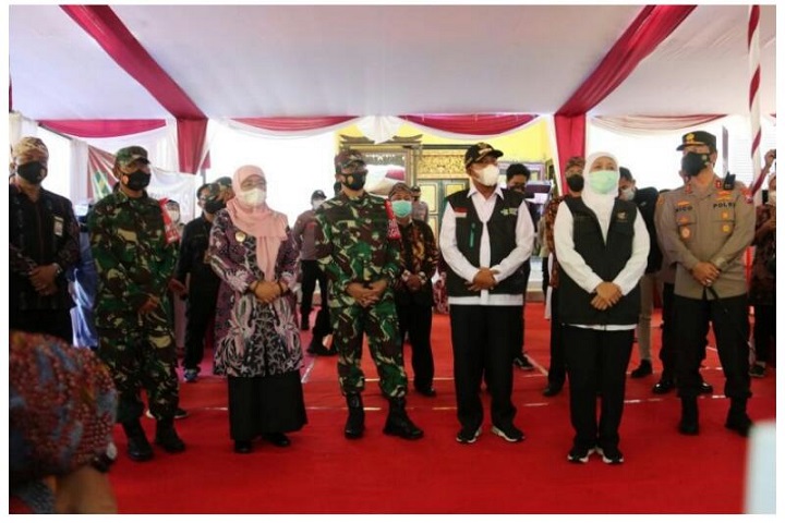 Kapolda Jawa Timur, Irjen Pol Nico Afinta bersama Pangdam V Brawijaya, Mayjen TNI Suharyanto saat berkunjung ke Sumenep. SP/Ainur Rahman