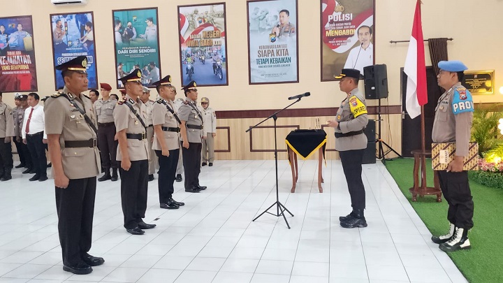 Kegiatan sertijab di gedung Patriatama Polres Blitar Kota. SP/Lestariono