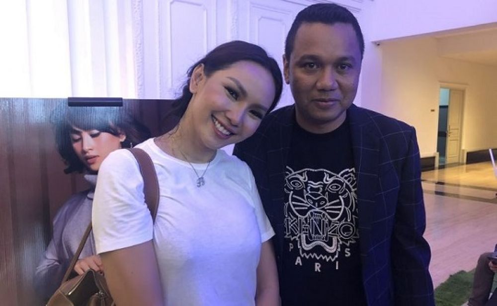Kalina Oktarani bersama suaminya Insank Nasruddin