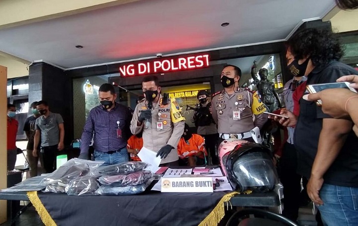 Kapolresta Malang Kota, Kombes Pol Leonardus Simarmata saat rilis kasus.