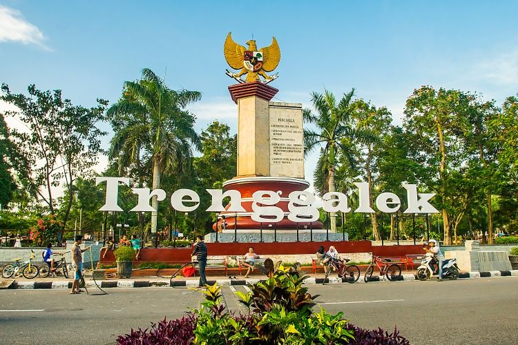 Kabupaten Trenggalek.Alun-Alun Kabupaten Trenggalek. Foto: Shutterstock.