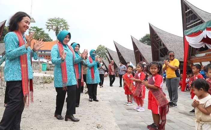 Ketum Tim Penggerak Pemberdayaan dan Kesejahteraan Keluarga (TP PKK) Tri Tito Karnavian. Foto : Kemendagri