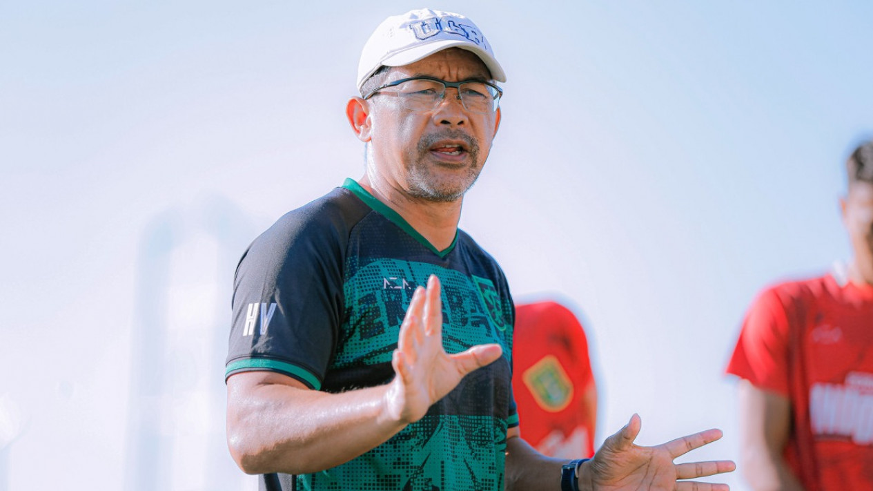 Pelatih Persebaya Aji Santoso. Foto: Persebaya.