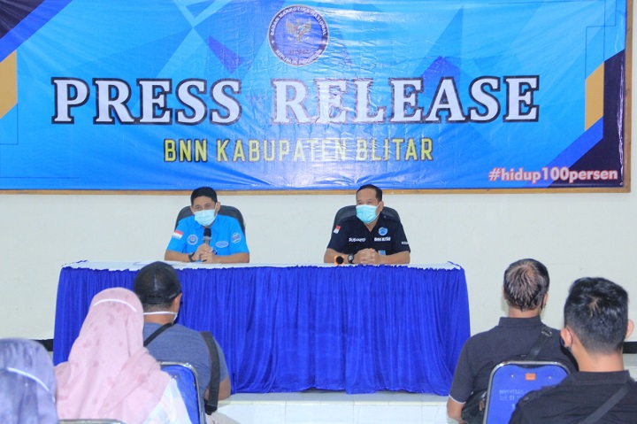 BNN Kab Blitar memberi keterangan dalam releasenya. SP/Les