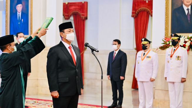 Pelantikan Hendrar Prihadi sebagai Kepala LKPP di Istana Merdeka, Jakarta, Senin (10/10/2022).