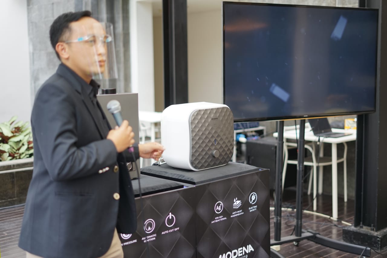 Romadhon Imam Wicaksono, Branch Manager MODENA Indonesia Malang. SP/ Julian