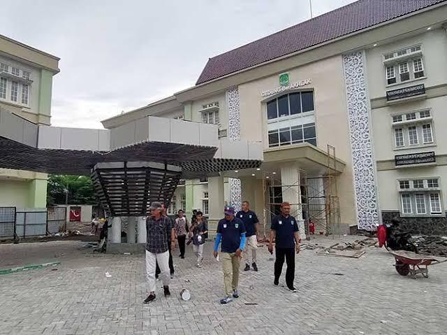 Salah satu gedung perkantoran raci kabupaten Pasuruan yang akan di pasang lift.