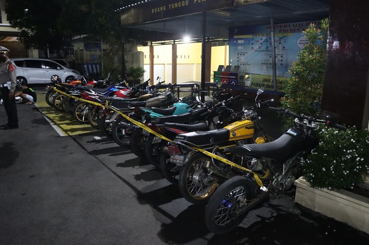 Sejumlah kendaraan yang diamankan dalam razia. SP/Hadi Lestariono