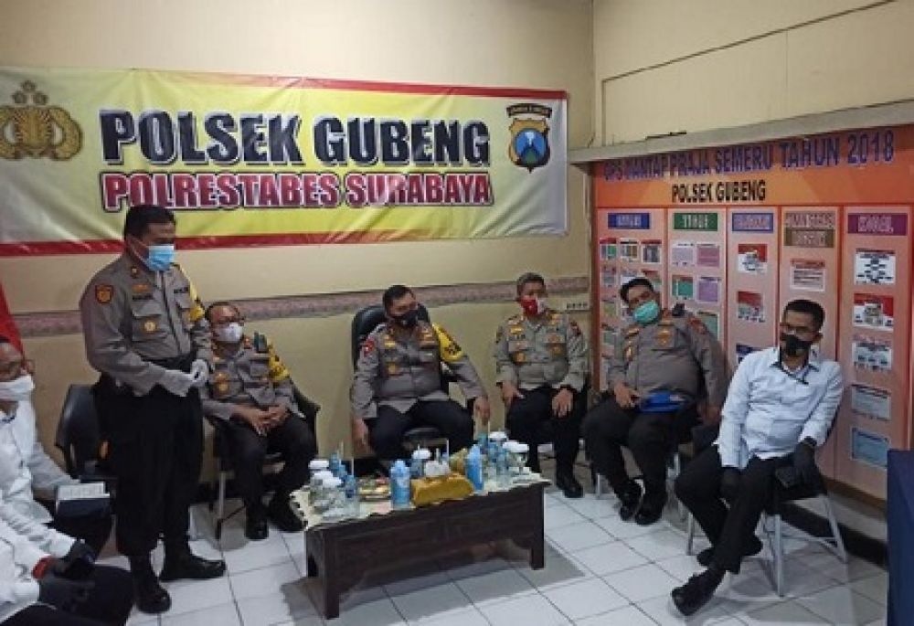 Kapolda Jatim Irjen M Fadil Imran saat blusukan ke Polsek Gubeng. 