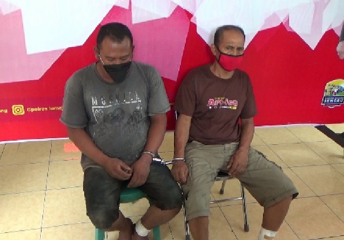 Kedua pelaku pencurian sapi ditangkap polisi, karena mencoba melawan keduanya terpaksa dihadiahi timah panas. 