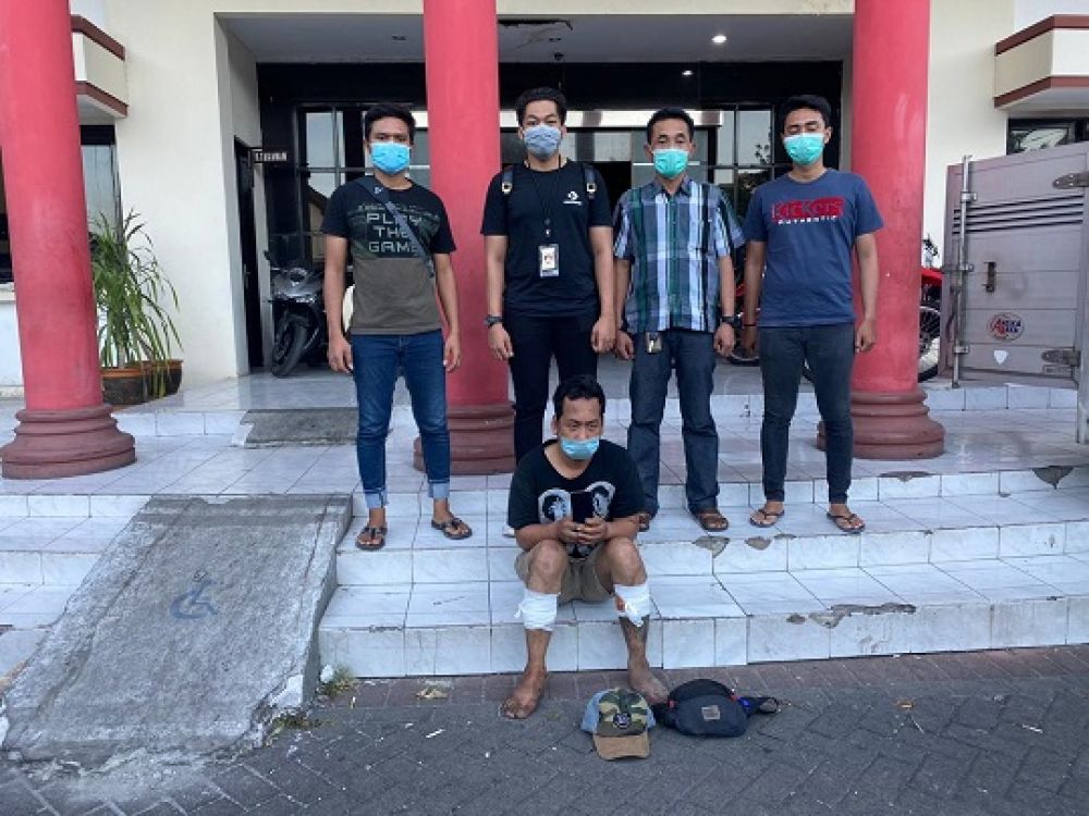 AD, jambret yang diamankan Polrestabes Surabaya. SP/Septyan