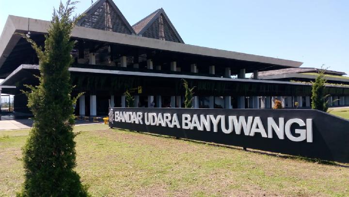 Bandara Udara Banyuwangi.