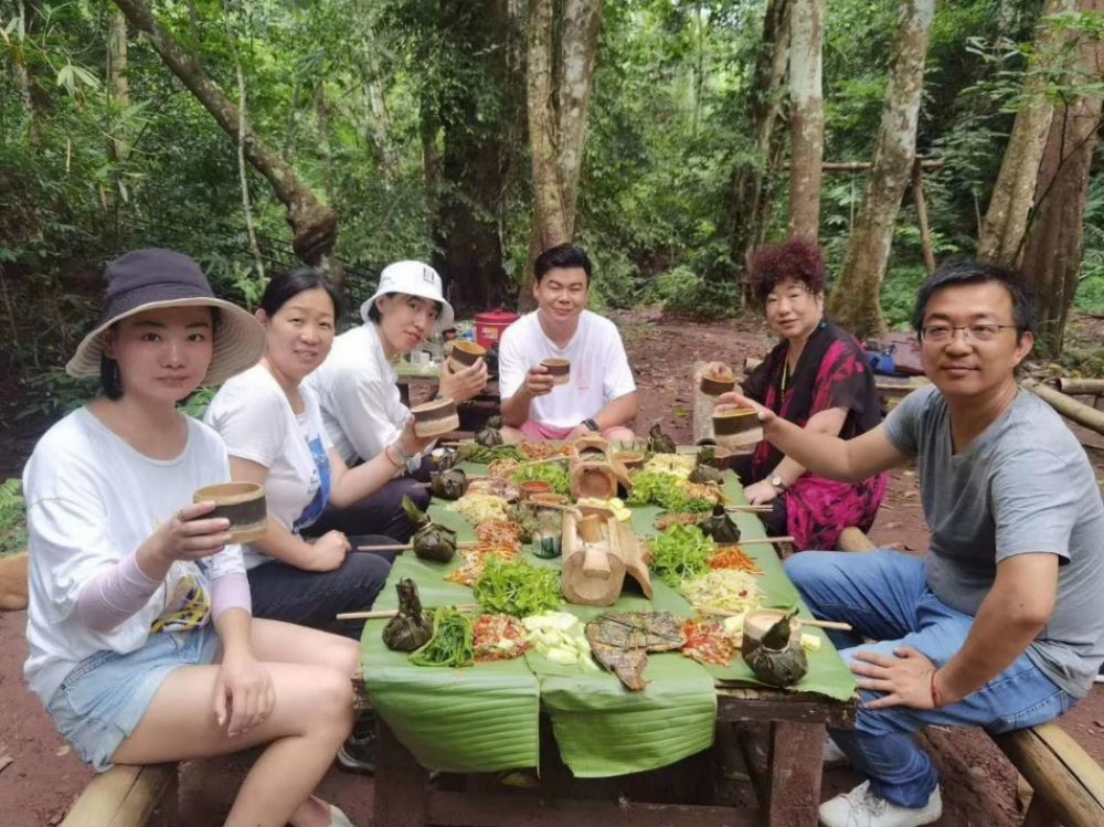 Wisatawan china yang sedang berlibur. SP
