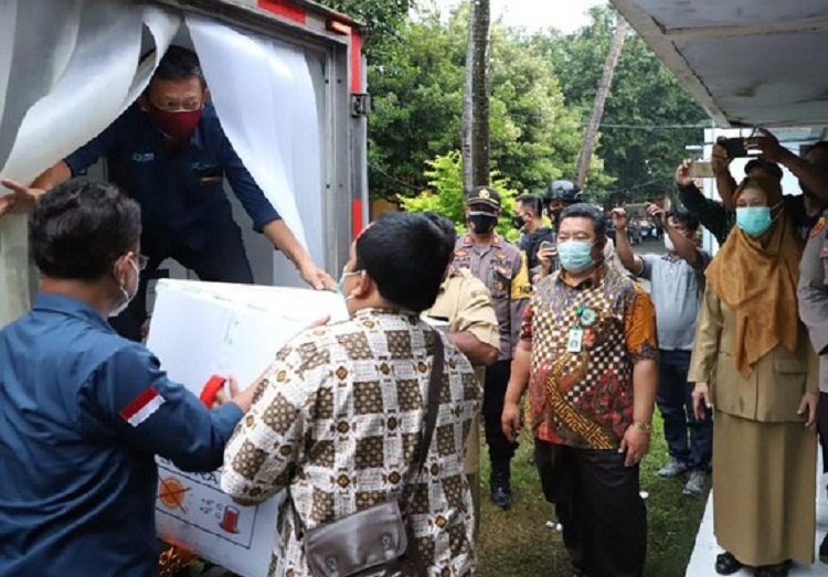 Kedatangan vaksin Sinovac di kantor Dinkes Mojokerto. SP/ DECOM