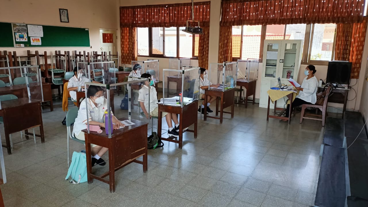 Pembelajaran Tatap Muka (PTM) di SMP swasta favorit Kota Mojokerto, Taruna Nusa Harapan (TNH). SP/Dwy Agus Susanti