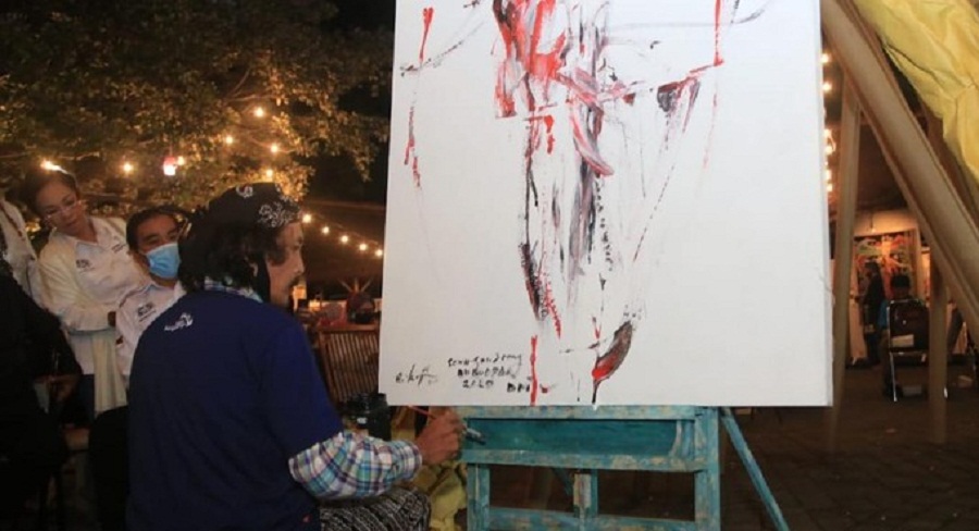 Salah satu pameran seni lukis di Banyuwangi. SP/ DECOM

 