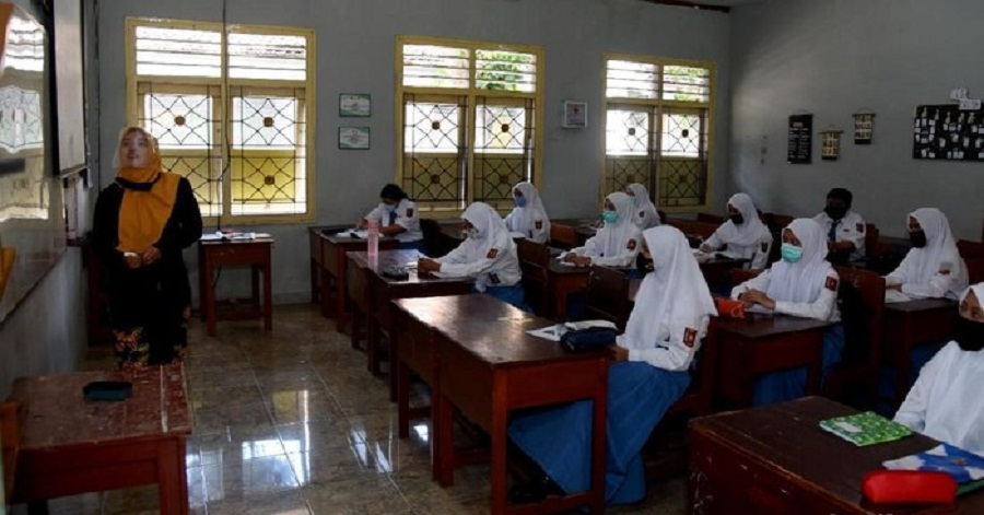 Kegiatan Belajar Mengajar (KBM) tatap muka yang digelar di Kabupaten Banyuwangi. SP/ DECOM