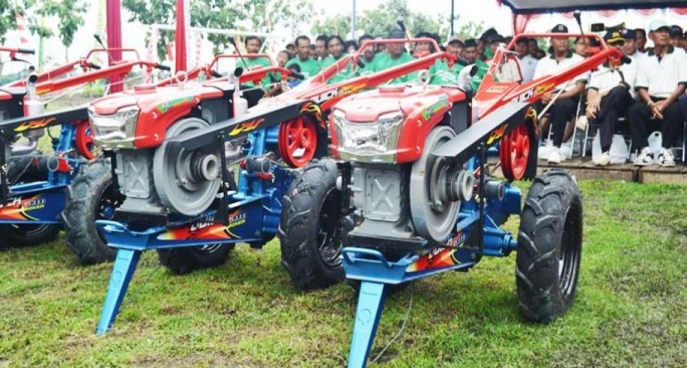 Ilustrasi pengadaan alat mesin pertanian. SP/SNT