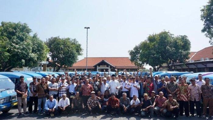 Pemerintah Kota Pasuruan melalui Dinas Perhubungan menggelar sosialisasi bersama sopir angkutan kota di Gradika Bhakti Paraja Untung Suropati.