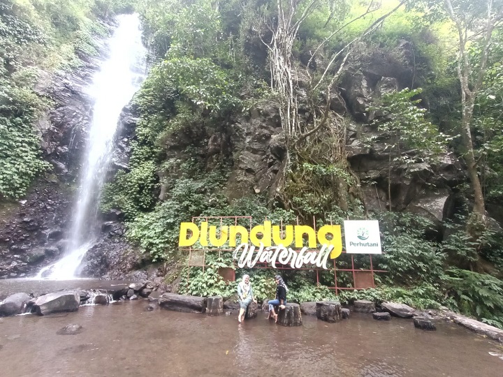 Wisata air terjun Dlundung, Trawas, Kabupaten Mojokerto