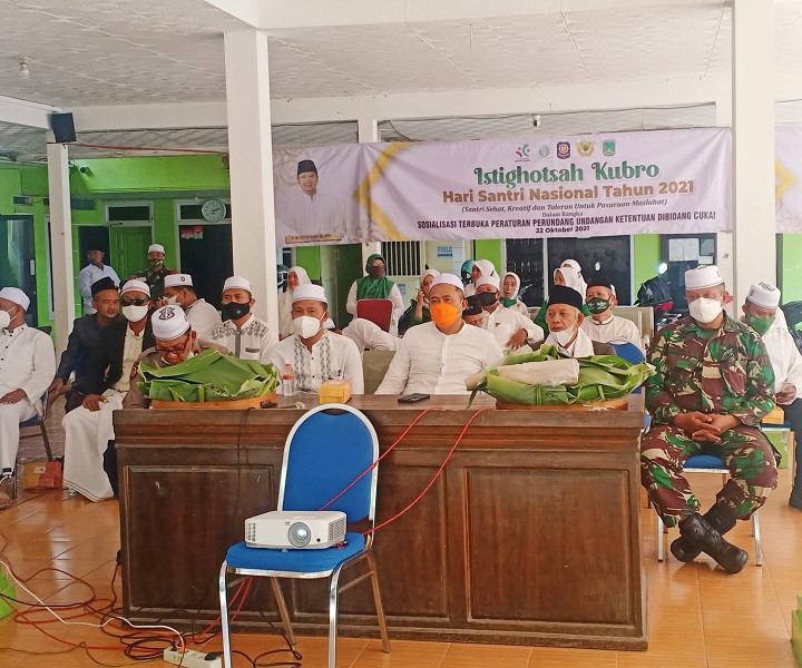 Istighosah kubro yang dilaksanakan di Pendopo desa Bulusari kecamatan Gempol Jumat 22/10/2021. SP/AKB