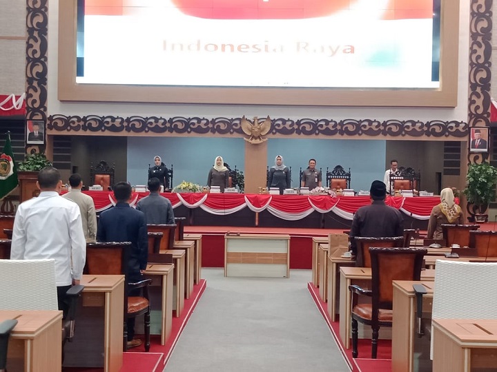 Dewan Perwakilan Rakyat Daerah (DPRD) Kabupaten Mojokerto saat menggelar rapat paripurna.