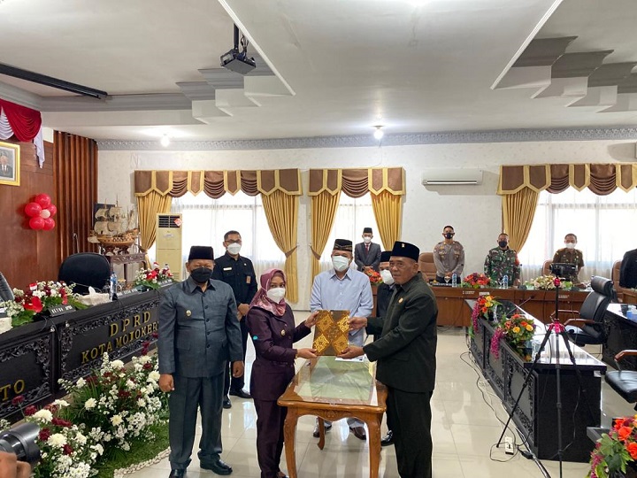 DPRD bersama Walikota Mojokerto mengesahkan perubahan APBD tahun 2021. SP/Dwy Agus Susanti