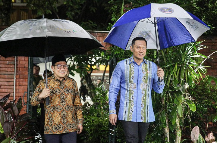 Ketua Umum Partai Kebangkitan Bangsa (PKB) Muhaimin Iskandar dan Ketua Umum Partai Demokrat Agus Harimurti Yudhoyono (AHY) di Puri Cikeas Bogor Jawa Barat