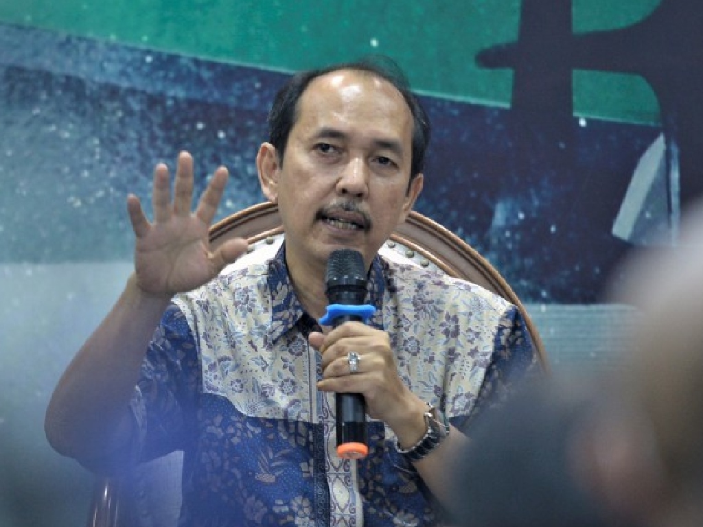  Yanuar Prihatin, Wakil Ketua Komisi II DPR RI