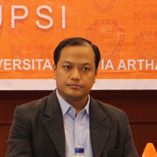 Ahmad Khoirul Umam, Pengamat politik dari Universitas Paramadina