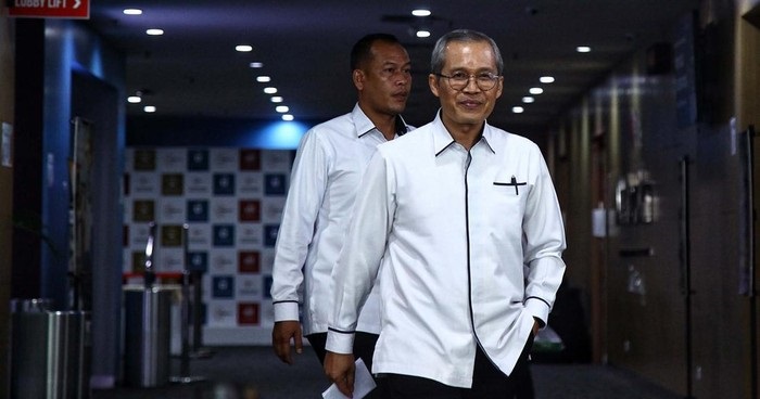Alexander Marwata usai menjadi saksi dalam pemeriksaan oleh Dewas KPK terkait laporan pelanggaran etik pimpinan KPK, Senin (30/10/2023).