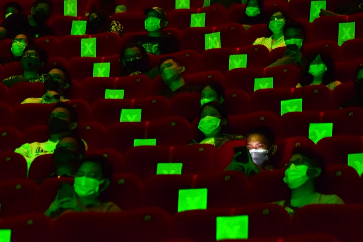 Situasi di bioskop TP. SP/Patrik Cahyo