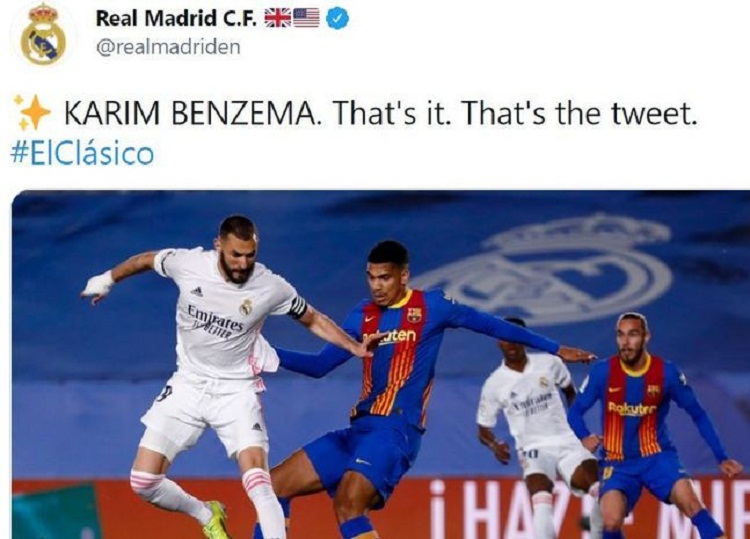 Karim Benzema mencetak gol dengan backheel ke gawang Barcelona. SP/ SBY