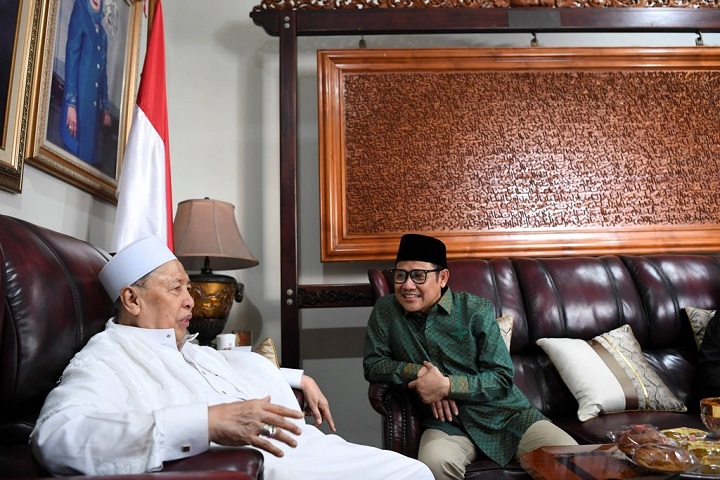 Ketua Umum PKB Muhaimin Iskandar alias Cak Imin menemui Wakil Presiden ke-9 Hamzah Haz di kediamannya, di kawasan Matraman, Jakarta Timur, Kamis (11/5/2023).