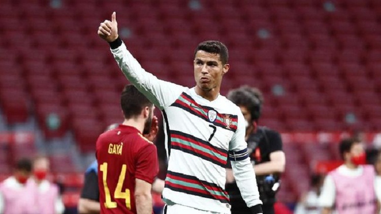 Cristiano Ronaldo saat melawan timnas Hungaria. SP/ Reuters