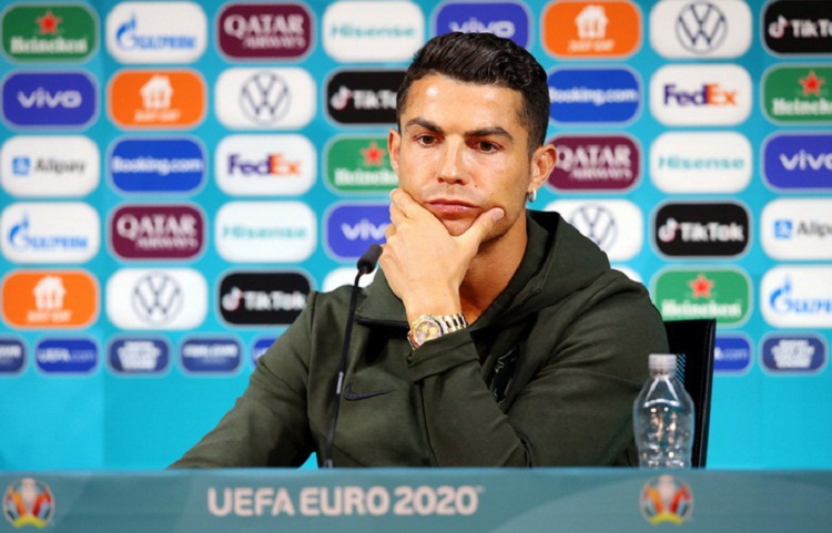 Cristiano Ronaldo saat di konferensi pers Hungaria vs Portugal. SP/ Reuters