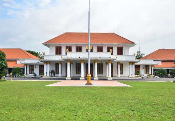 Gedung Negara Grahadi Surabaya