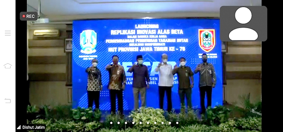 UPT PTH Dinas Kehutanan. Prov.Jatim resmi meluncurkan Aplikasi Alas Beta seremonial acara juga diadakan secara virtual bekerja sama Dinas Kehutanan Provinsi Kalimantan Selatan, Selasa (05/10). SP/KOMINFO JATIM