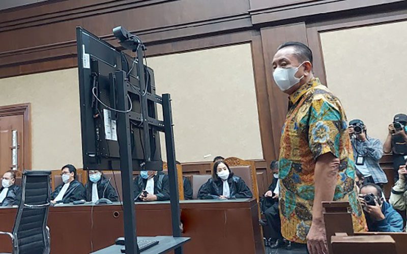 Djoko Tjandra pada sidang vonis di Pengadilan Tipikor Jakarta, Senin (5/4/2021).