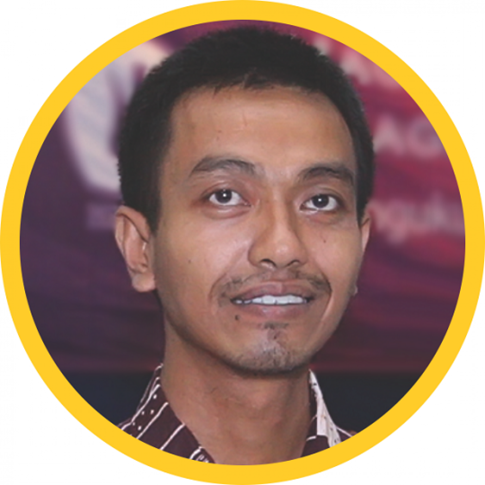 Dr. Achmad Chusairi, MA