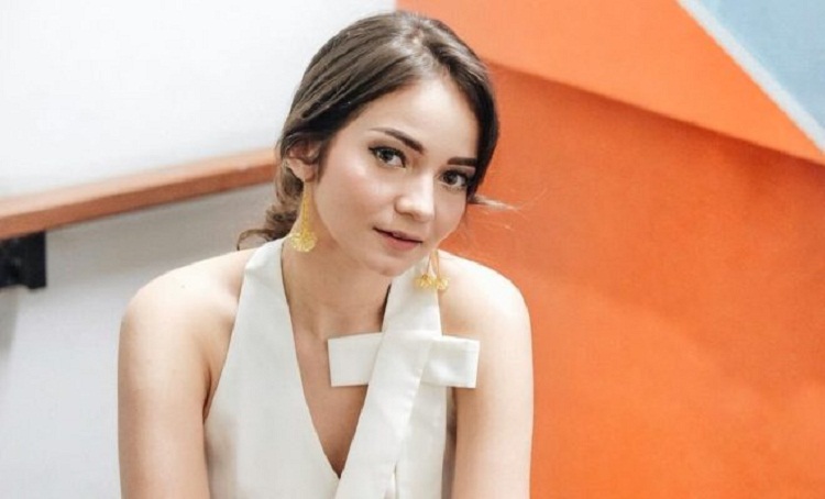 Enzy Storia. SP/ JKT