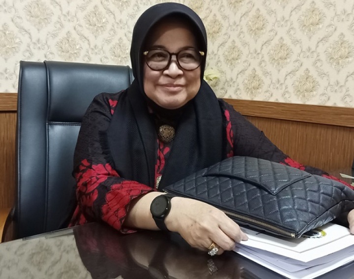 Ketua Komisi E DPRD Jatim Hj Wara Sundari Reny Pramana. SP/Riko Abdiono