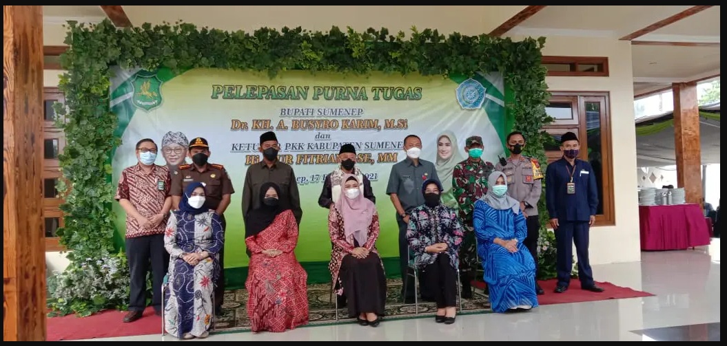 Pelepasan purna tugas dan serah terima jabatan kepada Sekdakab yang dilaksanakan di Rumah Dinas Bupati Sumenep. SP/AINUR RAHMAN