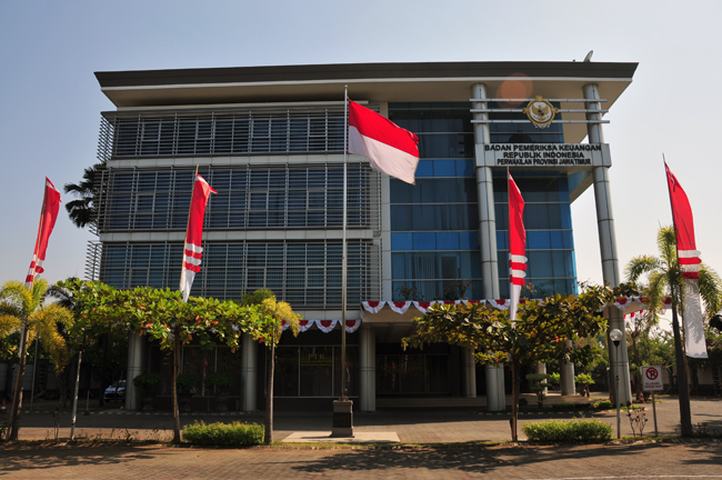 Gedung BPK Jatim.