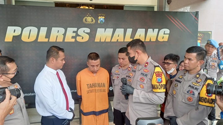 Dafid Humaidi Candra tak bisa berkutik saat ditangkap dan ditahan usai membunuh ibu kandungnya.