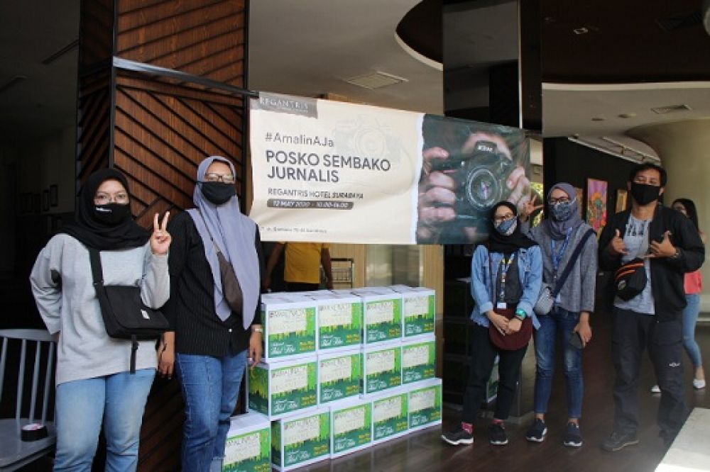 Regantris Hotel Surabaya mengadakan Penggalangan Dana di Dr. Seotomo 79-81 - Surabaya (dulunya ARTOTEL Surabaya), pada Rabu (13/5/2020). SP/Byt
