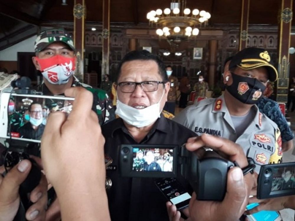 Bupati Maryoto usai melakukan pencanangan Intruksi Presiden terkait pengendalian covid-19.SP/CAN